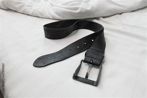 Foto De Leather Belt For Spanking On Bed Domestic Discipline Corporal