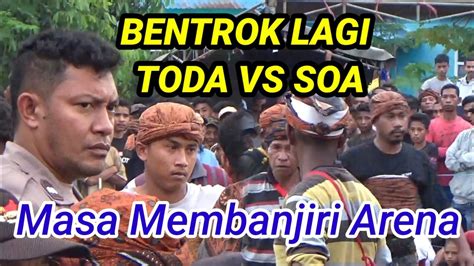 Tegang Dua Pemuda Ini Adu Skill Tinju Adat Soa Partai Kelas Berat