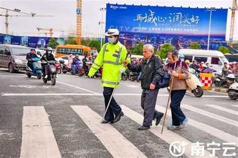 “我是你的眼” 15年，从不间断澎湃号·政务澎湃新闻 The Paper