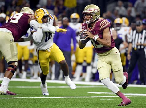 Florida State Quarterback Jordan Travis Receiving Praise At The