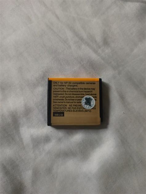 FUJIFILM NP-50 Battery, Photography, Cameras on Carousell