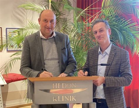 Geschäftsführung und Gewerkschaft ver di der Hedon Klinik Lingen