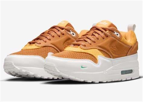 Serena Williams Design Crew X Nike Air Max 1 FQ4298 800