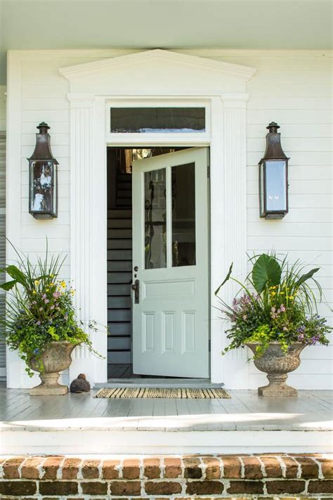 Front Door Container Garden Ideas For An Eye Catching Entryway