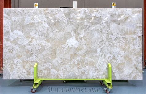 Beige Quartz Semiprecious Stone Slabs From Spain