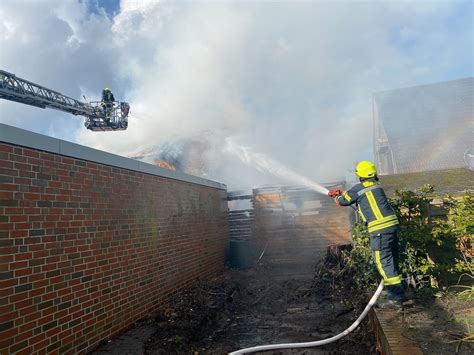 Nachbarschaftliche L Schhilfe Bei Wohnhausbrand In Dinklage