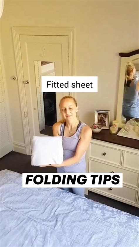 FOLDING TIPS | Diy clothes life hacks, House cleaning tips, Clothes organization diy