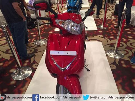 Hero Duet Scooter Unveiled In India All Set For Launch Drivespark News