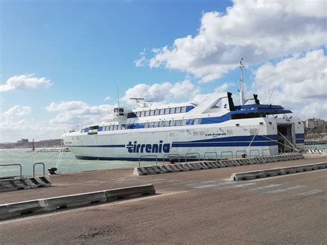 Collegamenti Termoli Tremiti Verso Lo Stop Roberti Scrive Alla