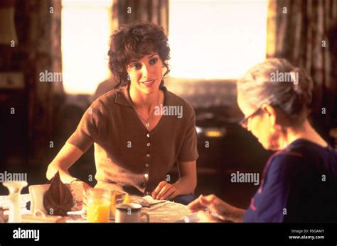 May 07 1998 Hollywood Ca Usa Jennifer Beals As Valerie Rosales