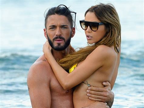 CHOC Nabilla Benattia Nue Sur Thomas Vergara PHOTO Star 24