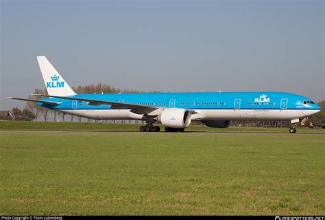 PH BVG KLM Royal Dutch Airlines Boeing 777 306ER Photo By Thom