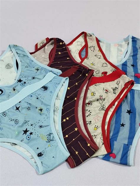 Kit 3 Conjuntos Menina Moça Lingerie Juvenil Lingerie Infantil Top Nadador Sutiã e Calcinha