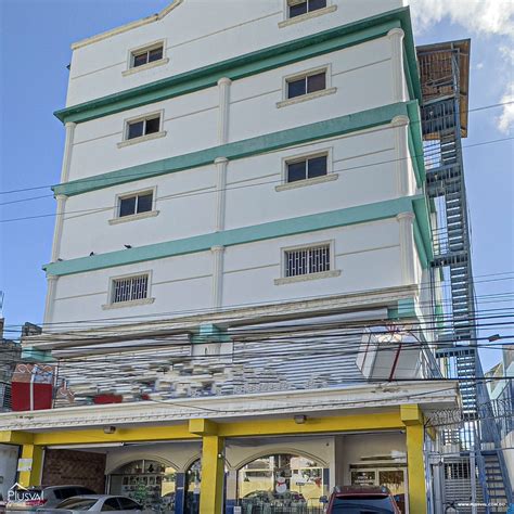 En Venta Edificio Comercial De Niveles Ensanche La Julia