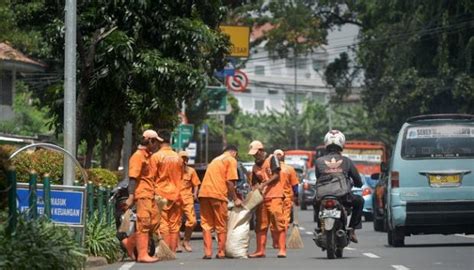 Gaji Petugas PPSU Naik Tahun Depan Koran Jakarta