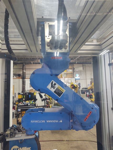 Yaskawa Motoman Mh5 Robot With Dx100 Teach Pendant Enclosure And