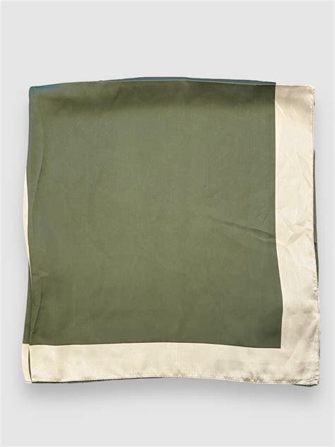 LENÇO VERDE NUDE VERDE OLIVA