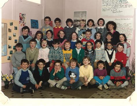 Photo De Classe Ce1 De 1987 ECOLE NOTRE DAME DU SACRE COEUR Copains