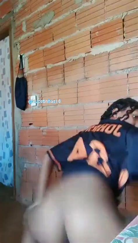 Favela Slut Recorded At Home Dancing Funk Naked And The Video Leaked Cnn Amador