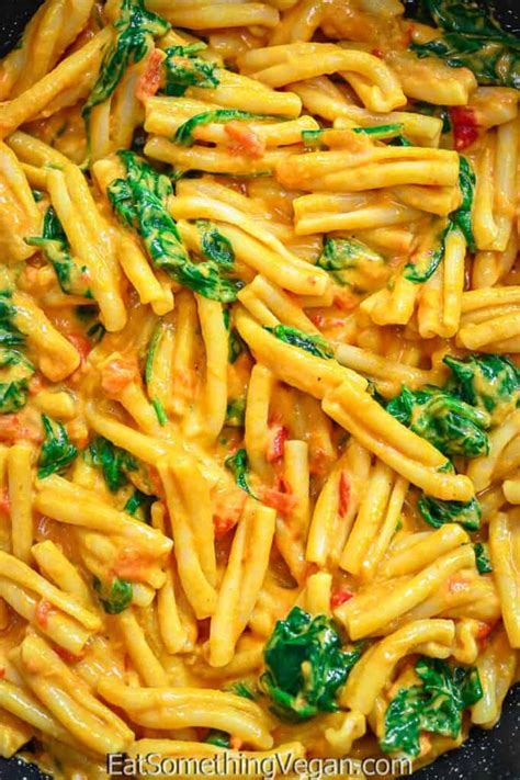 Pasta with Roasted Pepper Sauce - Eat Something Vegan