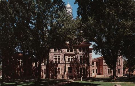 Old Main, University of South Dakota Vermillion, SD Postcard