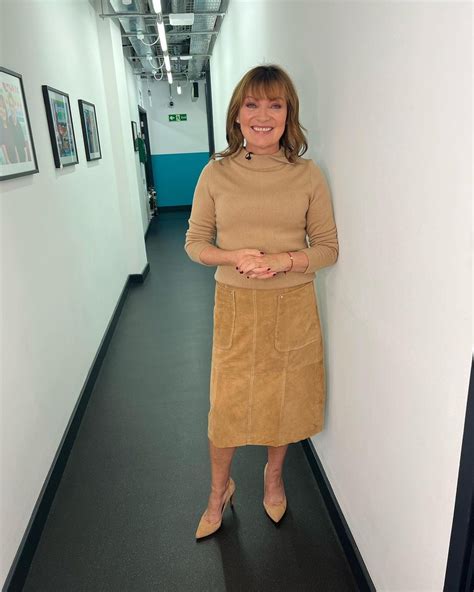 RedandLegs On Twitter RT AdoreCelebs Lorraine Kelly