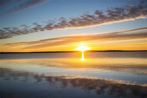 Premium Photo | Sunset scene on the lake at sunset summer nature landscapes