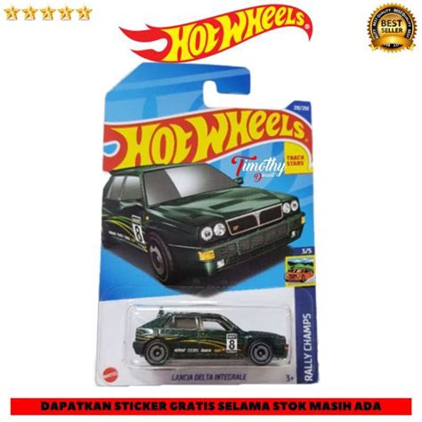 Jual Hot Wheels Lancia Delta Integrale Hijau Rally Champs Track Stars ...