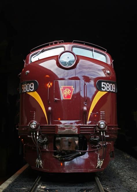 From the Cab: I ran EMD E8 locomotives - Trains