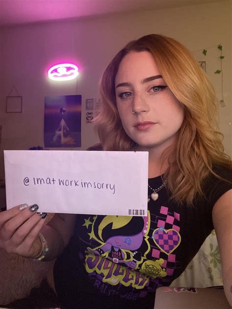 24f R Amiugly