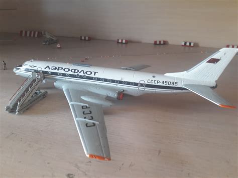 Ту-124Б в масштабе 1:72 | Пикабу