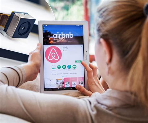 Airbnb Ledzi Klient W Wprowadzaj Zakaz Kamer Monitoruj Cych Super