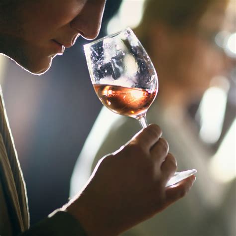 Deductive Blind Tasting: Unraveling the Secrets of Wine Step by Step