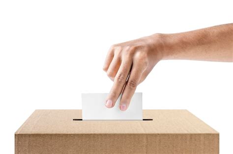 M O Humana Insere Papel De Voto Em Urna Isolada Sobre Fundo Branco