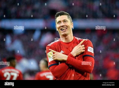 Robert Lewandowski Goal Celebration