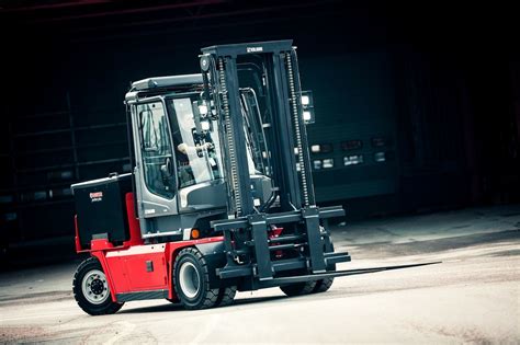 Kalmar incorpora nuevas baterías de iones de litio en sus carretillas