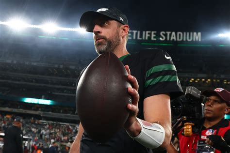 When Will Aaron Rodgers Get Fired Nfl Fans Blast Jets For Joe