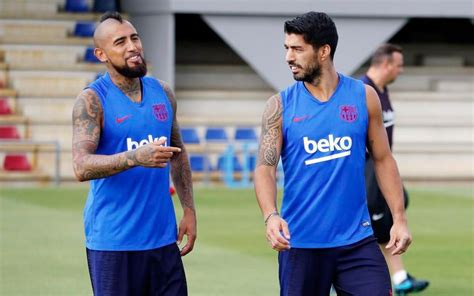 Le FC Barcelone Sort Du Silence Sur Les Dossiers Luis Suarez Et Arturo