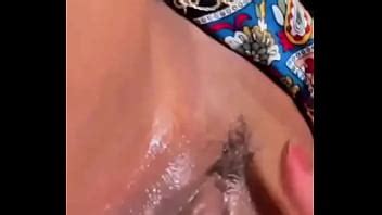 T Toda Molhada Esperando Sua L Ngua Aqui Rosa Vermelha Xvideos