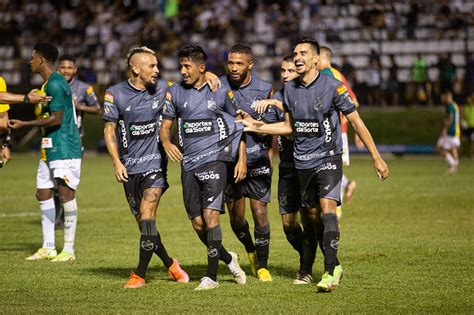 Abc Vence Sampaio Corr A Ma No Frasqueir O E Entra No G Da Copa Do