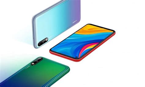 Huawei Enjoy Goes Official In China With A Punch Hole Display And