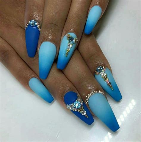 25 Hottest Royal Blue Nail Ideas for 2021 – NailDesignCode