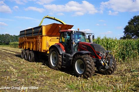 John Deere 7750i ProDrive Steyr 6125 Profi En Valtra T174 Trekkerweb