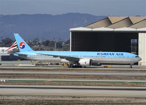 Hl Korean Boeing Er Seen At Los Angeles Lax Kl Flickr