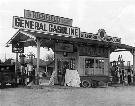 Gas Station: Vintage Gas Station Signs