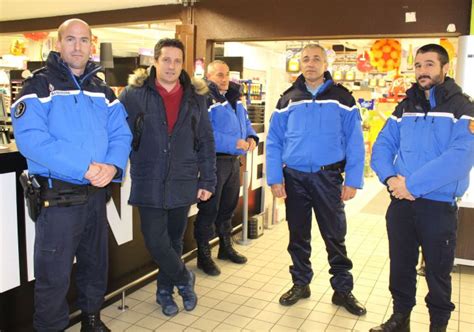 En Immersion Avec Les Gendarmes De La Cob