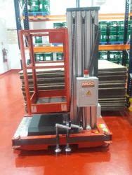 Aerial Work Platforms NIDO Mobile Single Mast Aluminium Work Platform