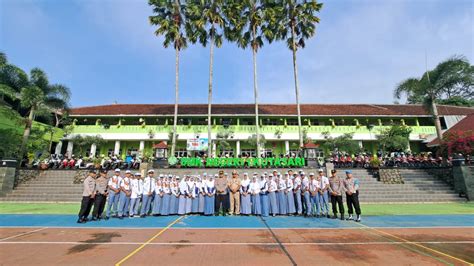 Home SMK Negeri 1 Kutasari