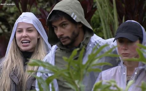 A Fazenda: Saory Cardoso Sobe Na Enquete Após Discussões