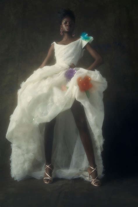 24 Best Structured Wedding Dresses of 2023